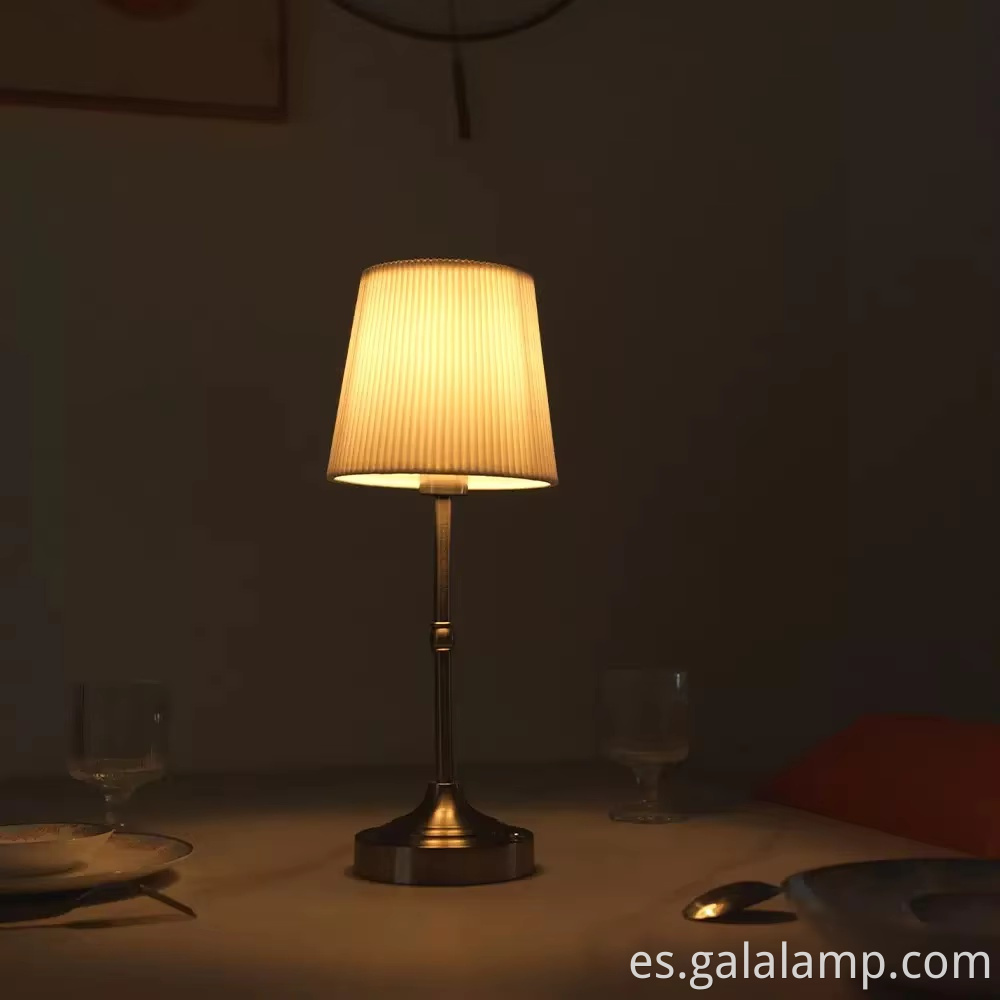 lámpara-nocturna-recargable-con-control-tactil-GALAXY touch-control-rechargeable-night-lamp-GALAXY